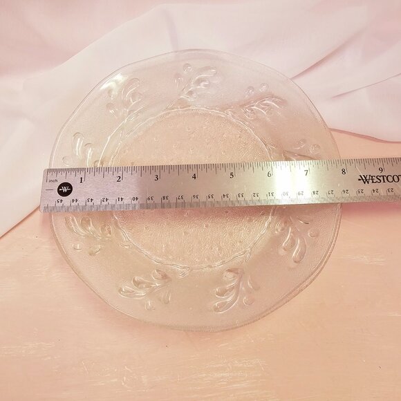 Amanda Luncheon or Salad 2pc Plate Set, Vintage Leaves & Dots, Stippled Glass - Picture 6 of 6